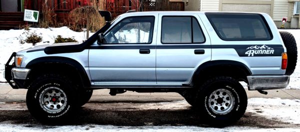 4Runner Mountain Truck Decal / Graphics for Toyota 4Runner Rear Quarter Panel - Image 3